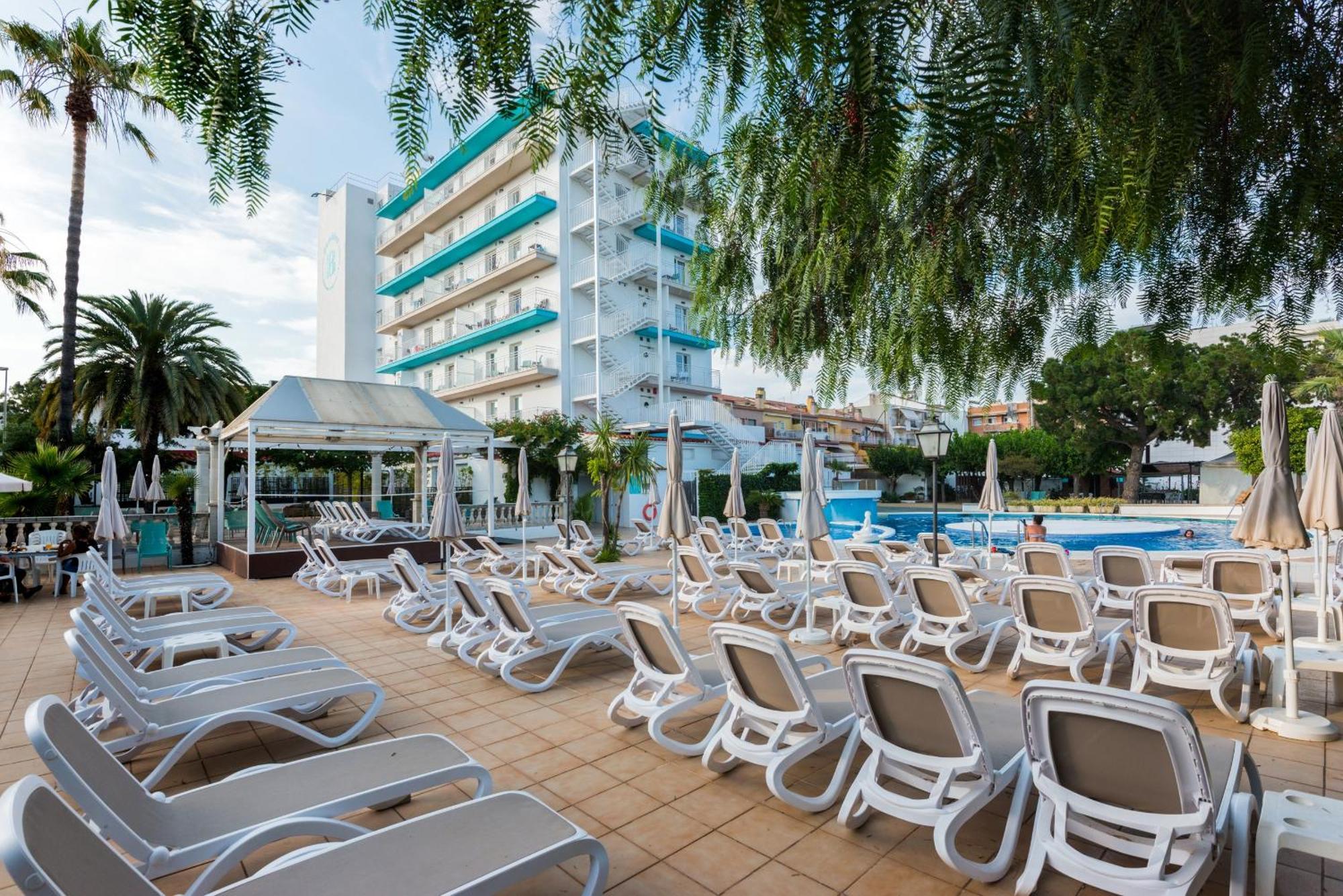 Bamblue Boutique Apartments Pineda de Mar Exteriör bild