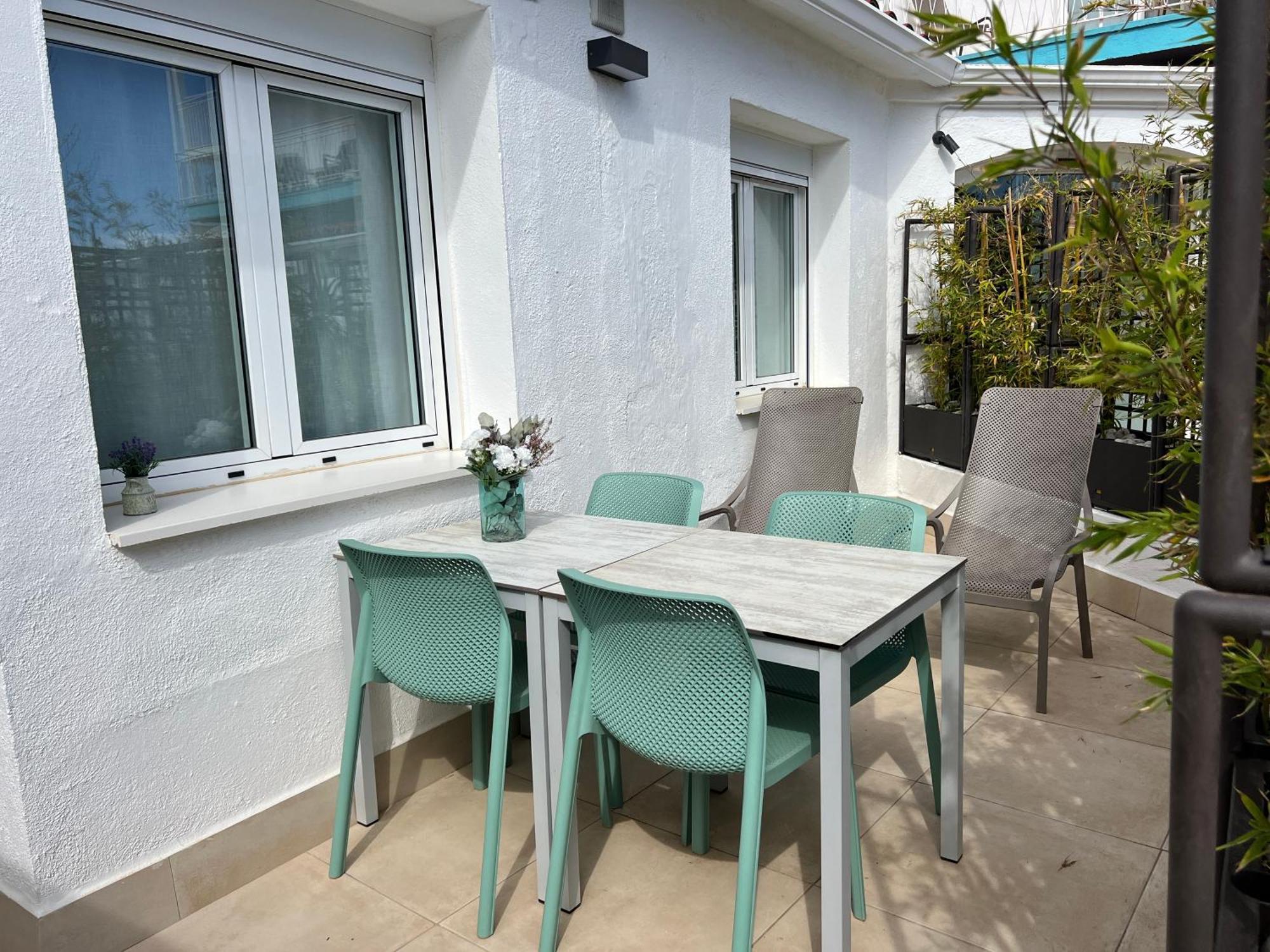 Bamblue Boutique Apartments Pineda de Mar Exteriör bild