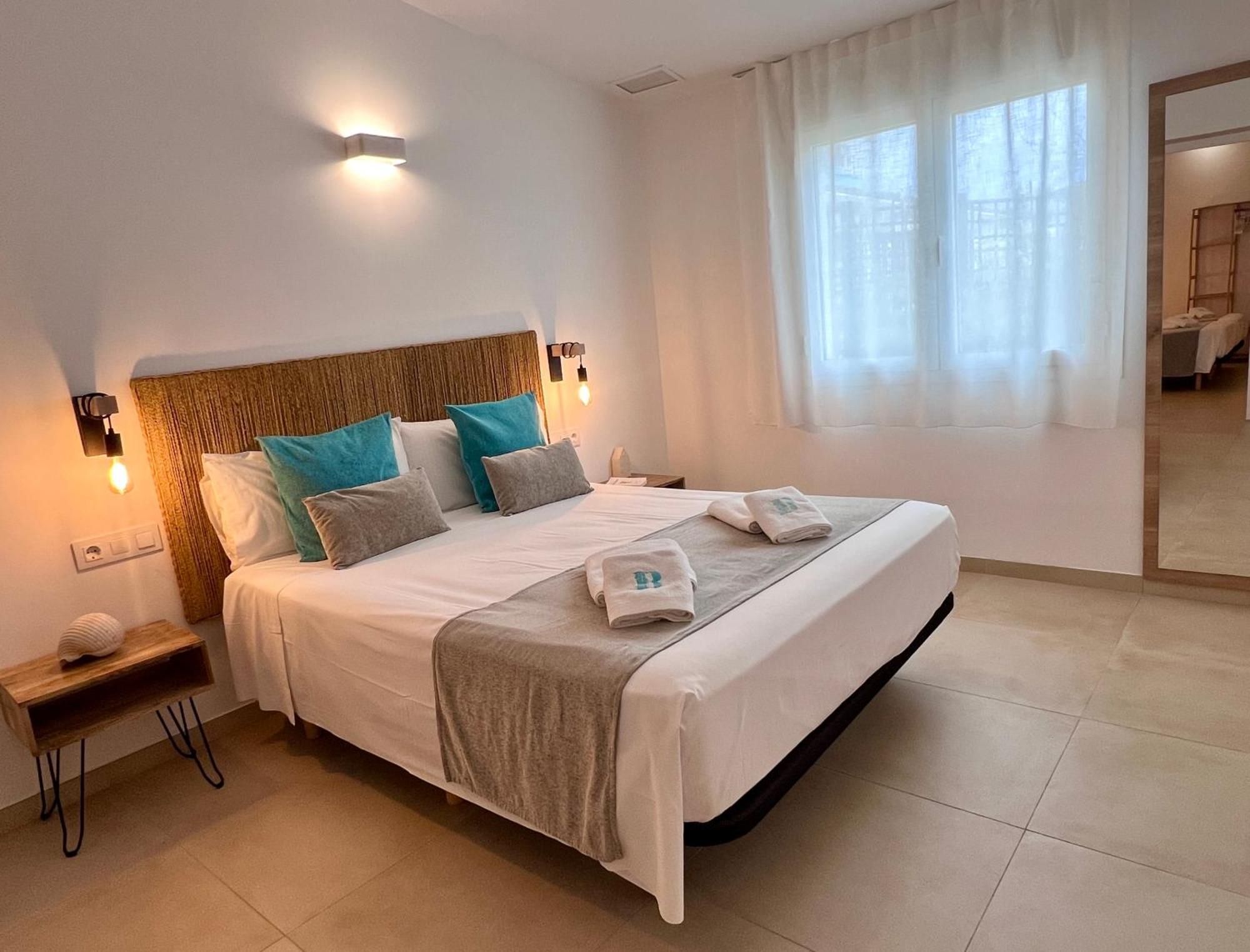 Bamblue Boutique Apartments Pineda de Mar Exteriör bild