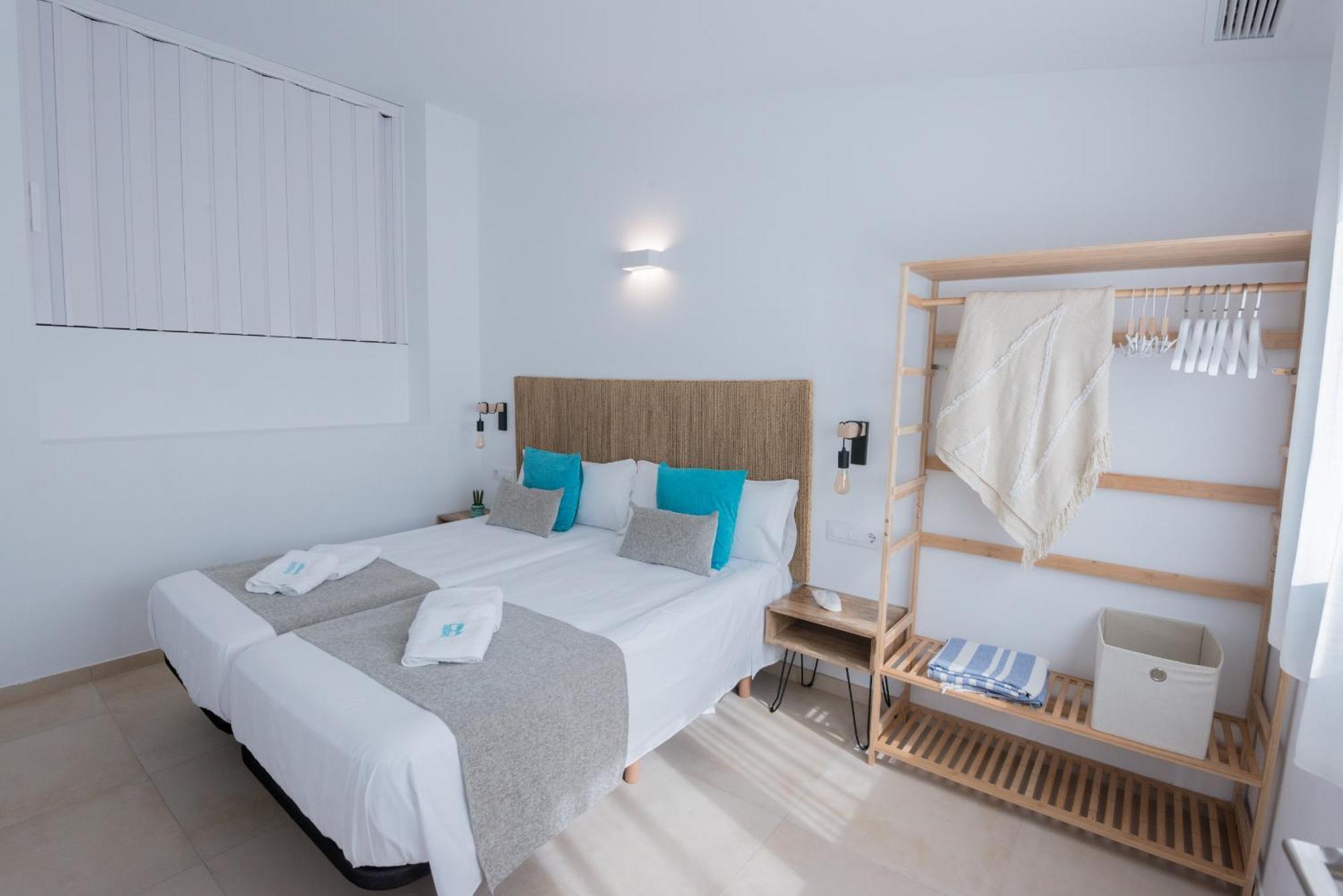 Bamblue Boutique Apartments Pineda de Mar Exteriör bild